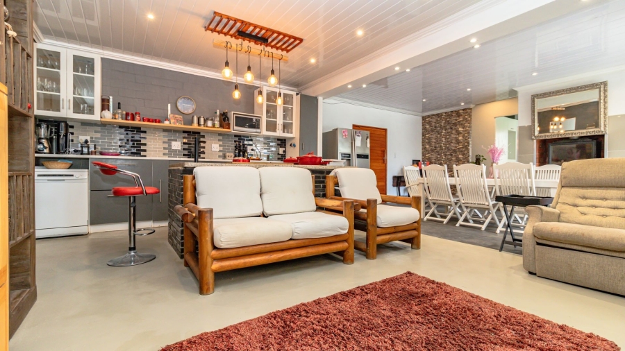 2 Bedroom Property for Sale in Franskraal Western Cape